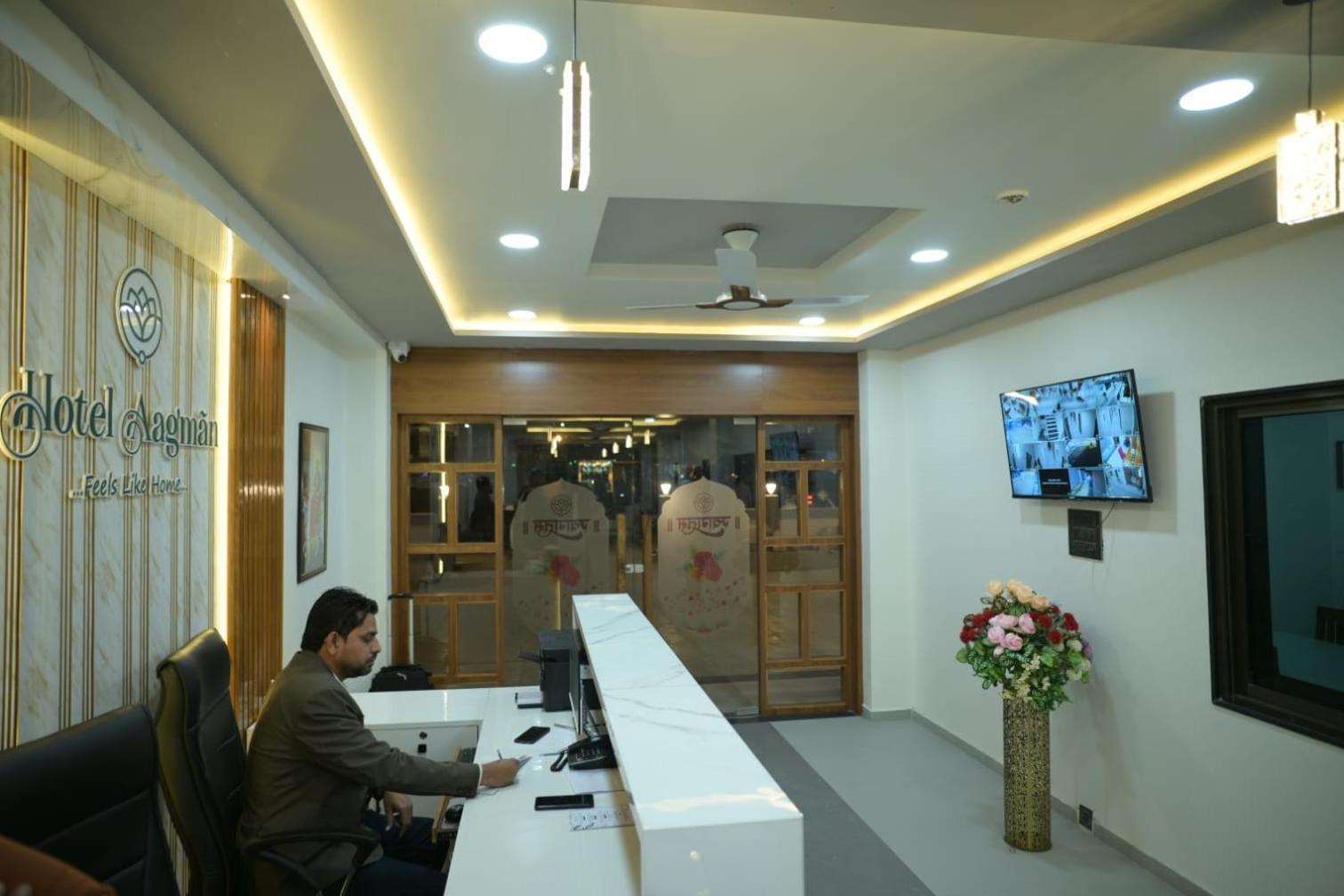 Hotel Aagman Palanpur Exterior foto