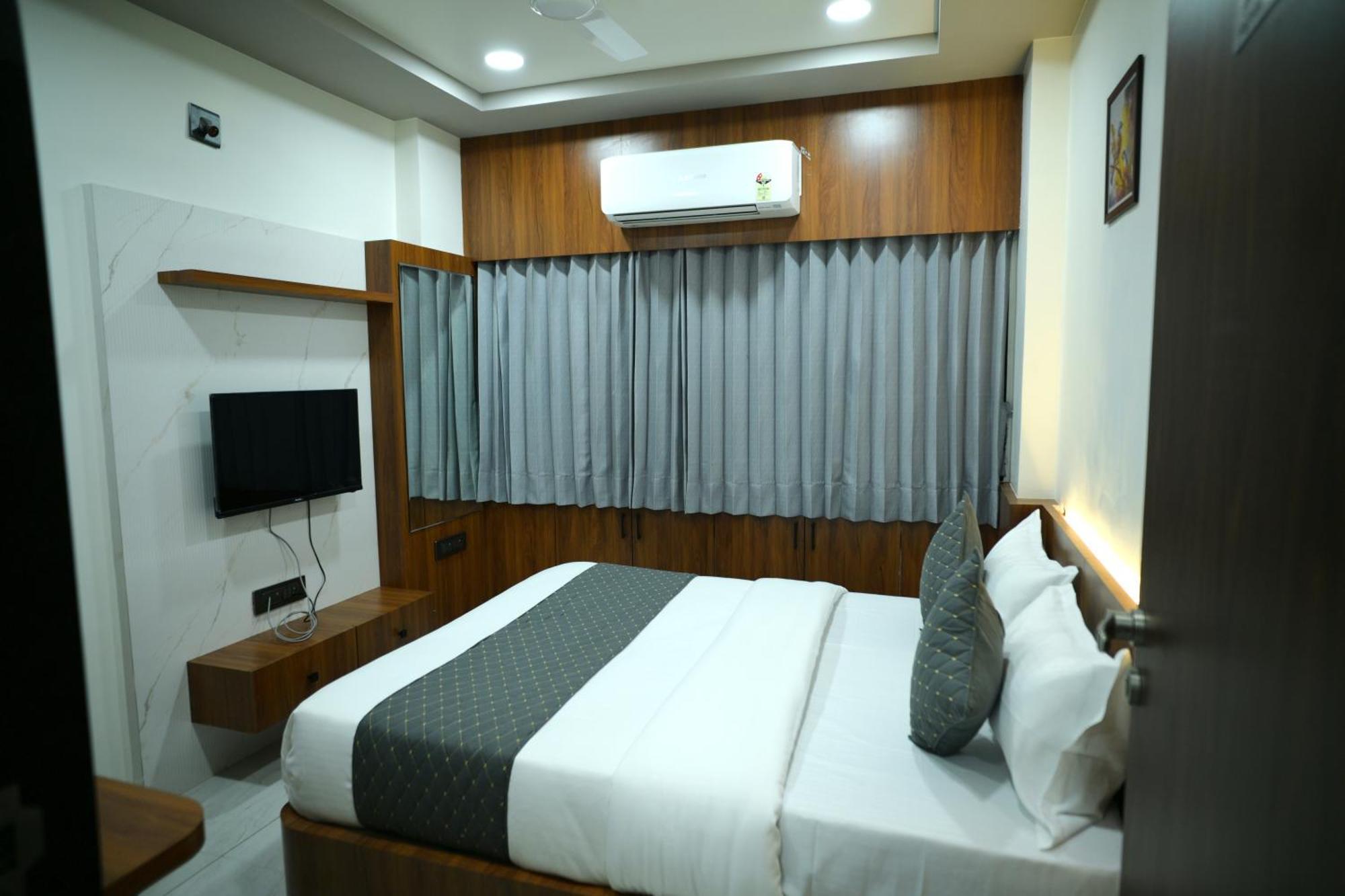 Hotel Aagman Palanpur Exterior foto